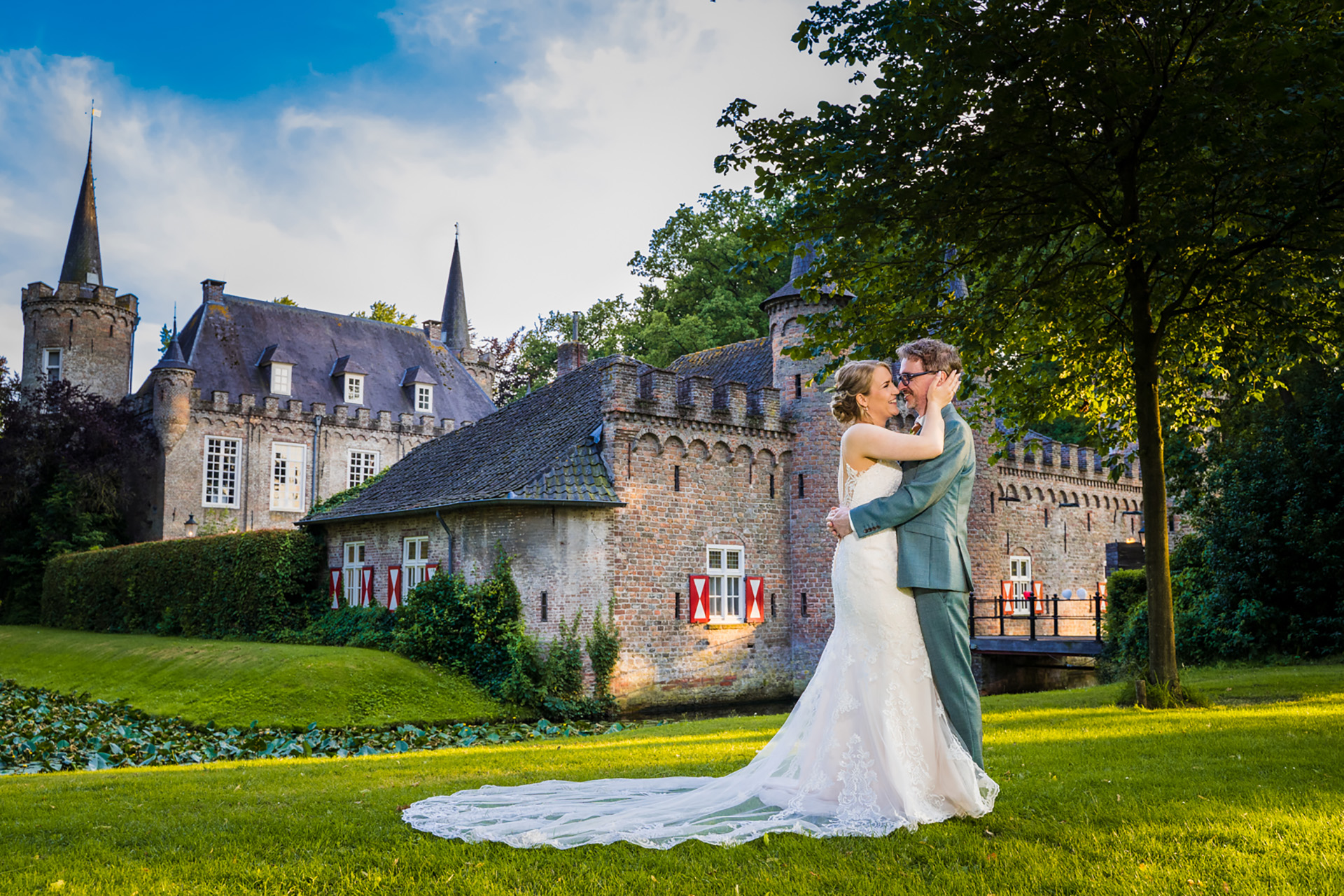 Trouwfoto bij Kasteel Henkenshage